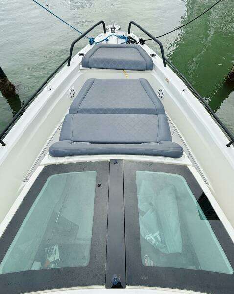 37ft Axopar Yacht For Sale