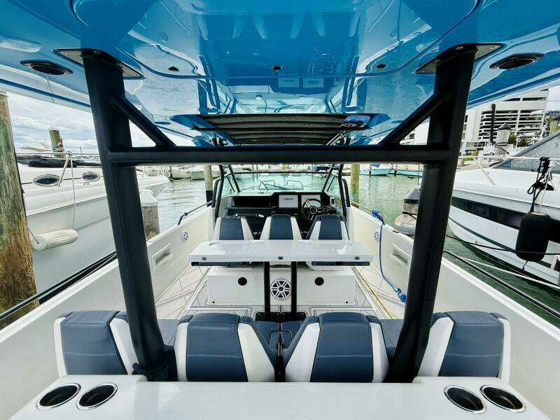 37ft Axopar Yacht For Sale