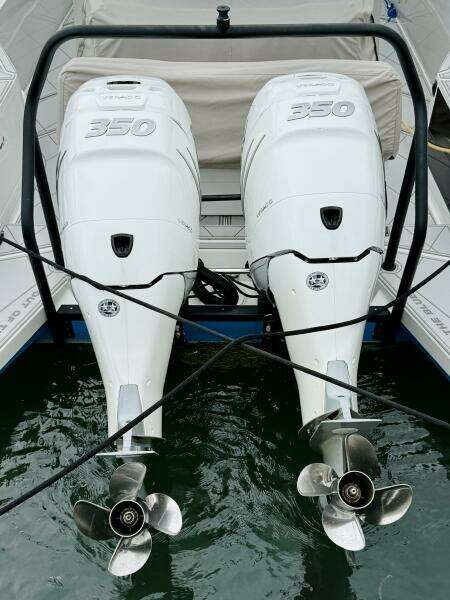 37ft Axopar Yacht For Sale