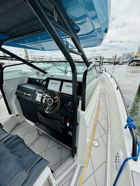 37ft Axopar Yacht For Sale