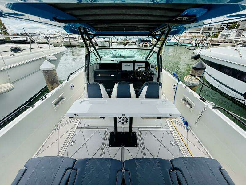 37ft Axopar Yacht For Sale