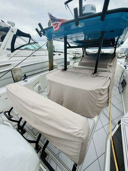 37ft Axopar Yacht For Sale