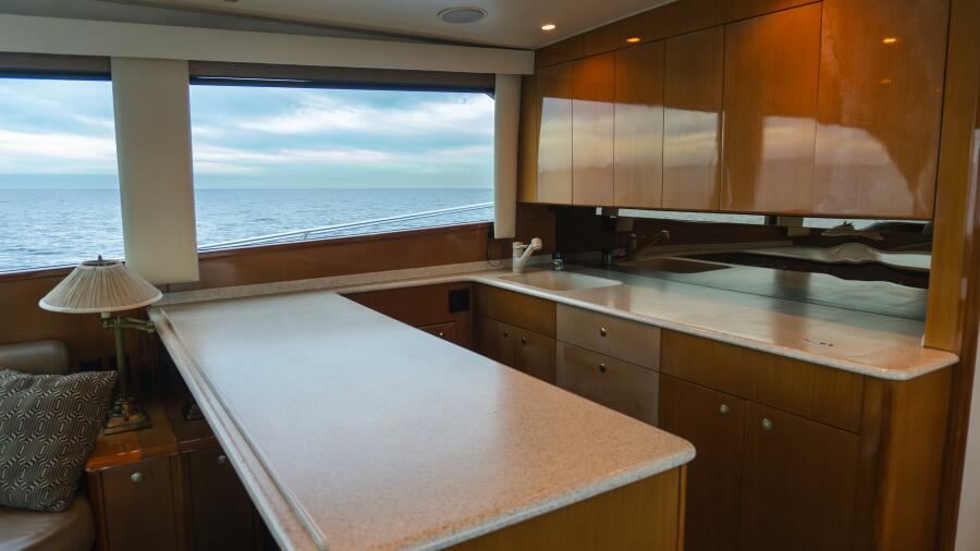 55' 2000 Viking 55 Convertible