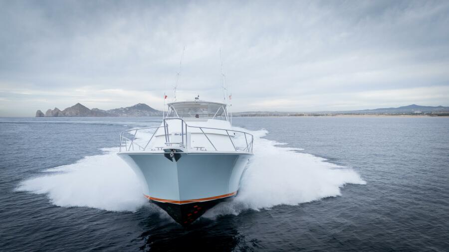 55' 2000 Viking 55 Convertible