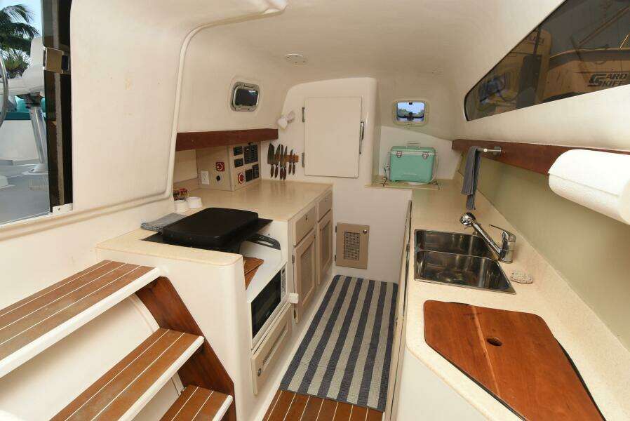 Mano Illio 41ft Maine Cat Yacht For Sale