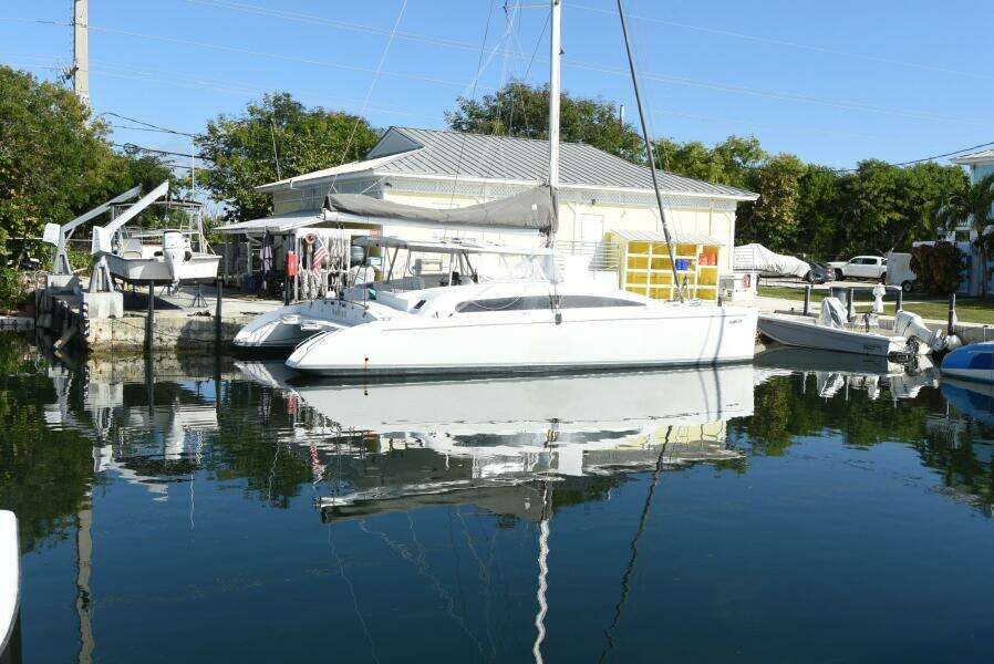 Mano Illio 41ft Maine Cat Yacht For Sale