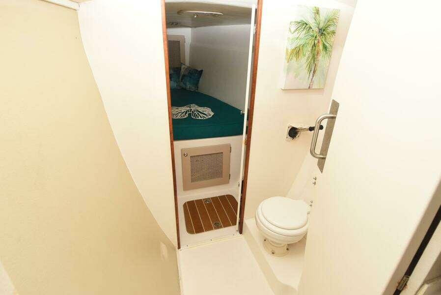 Mano Illio 41ft Maine Cat Yacht For Sale