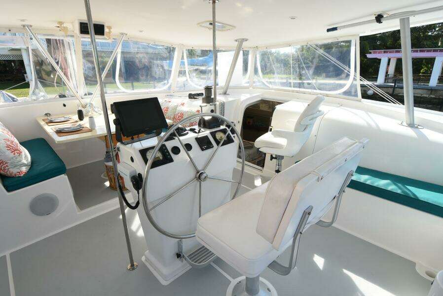 Mano Illio 41ft Maine Cat Yacht For Sale