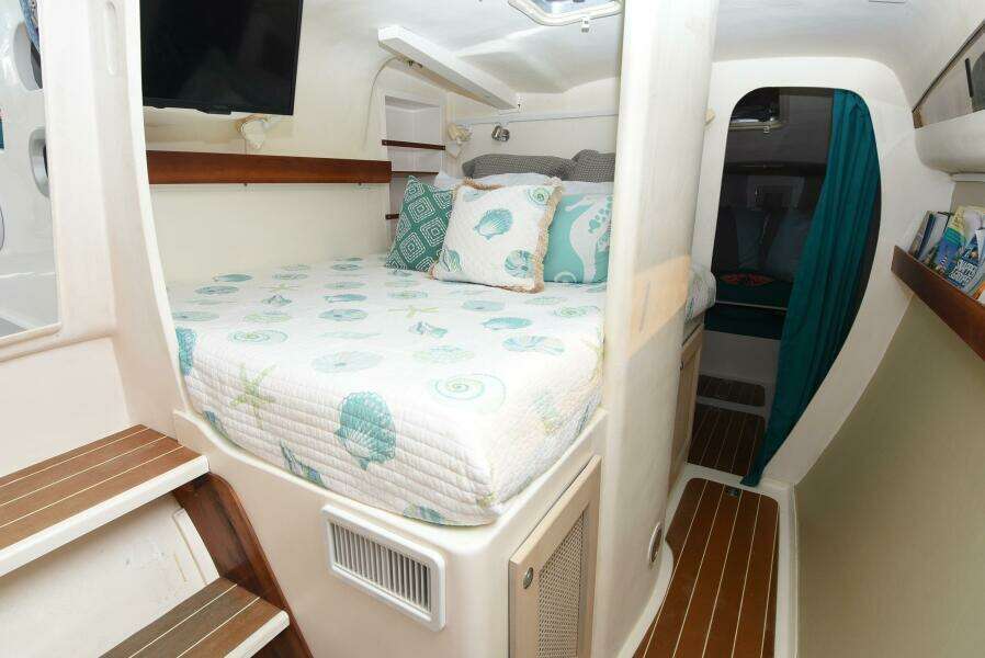 Mano Illio 41ft Maine Cat Yacht For Sale