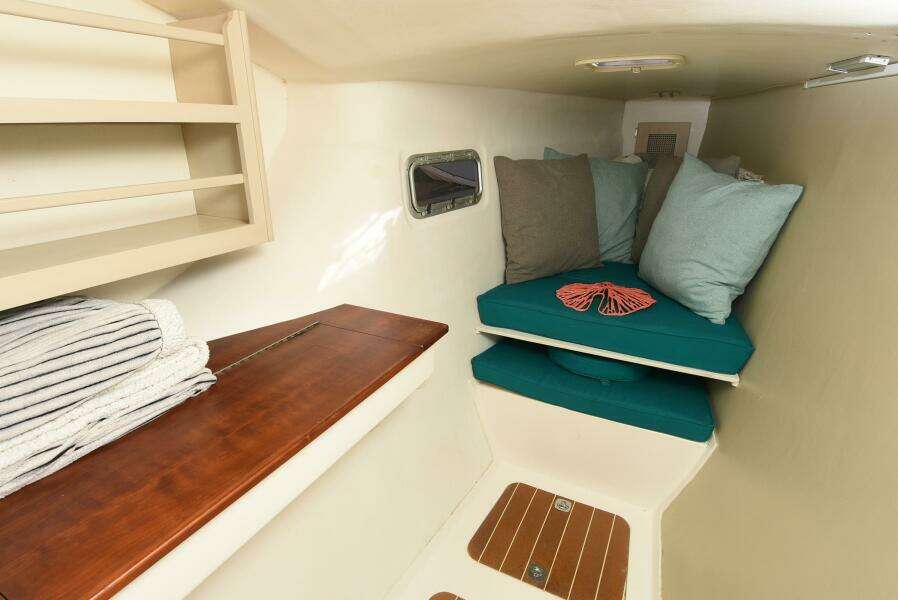 Mano Illio 41ft Maine Cat Yacht For Sale