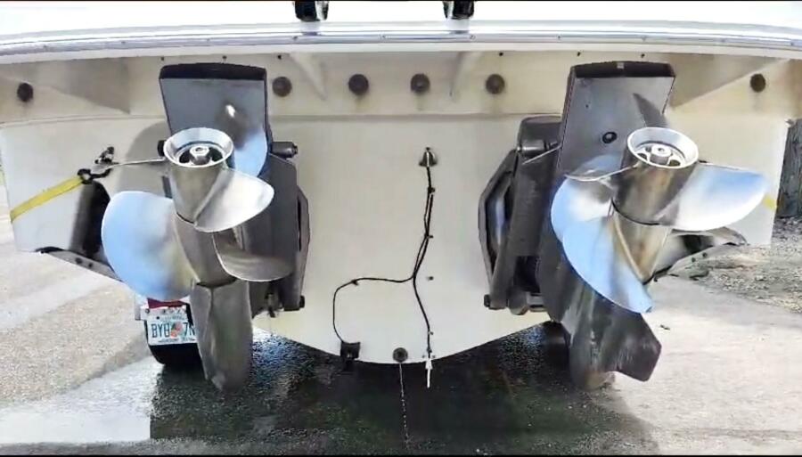 29' 2006 Monterey 298SC