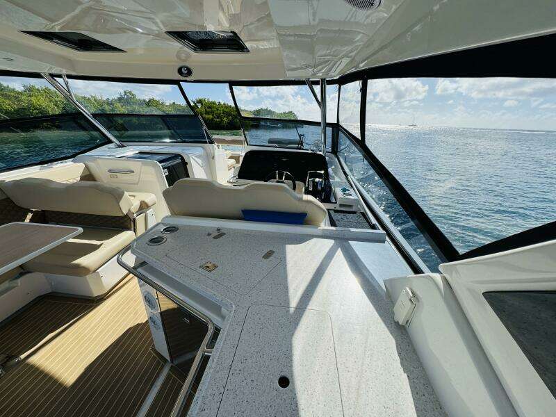 Island Jewel 36ft Aquila Yacht For Sale
