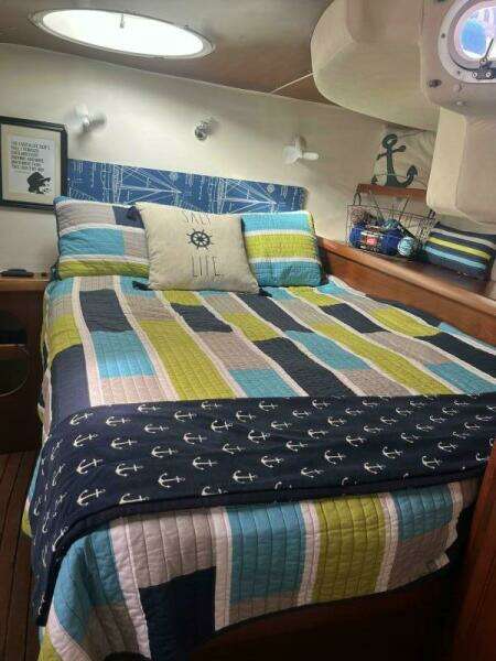 SEA GLASS 43ft Fountaine Pajot Yacht For Sale