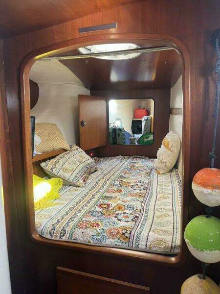 SEA GLASS 43ft Fountaine Pajot Yacht For Sale