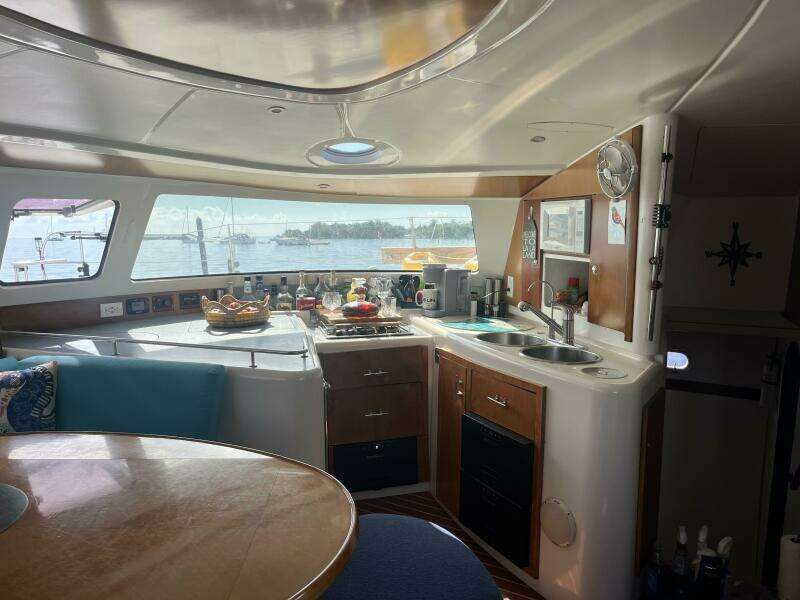 SEA GLASS 43ft Fountaine Pajot Yacht For Sale