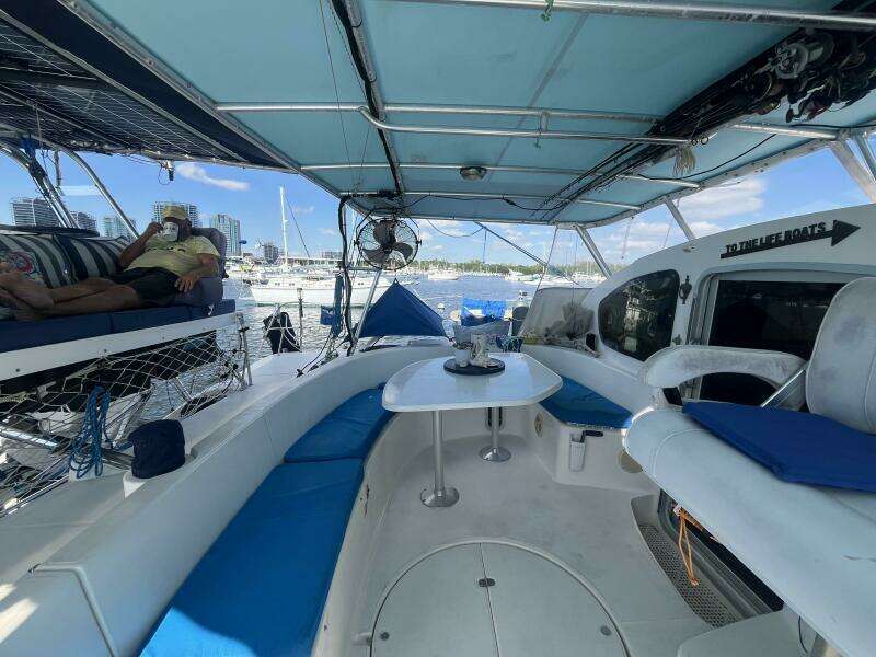 SEA GLASS 43ft Fountaine Pajot Yacht For Sale