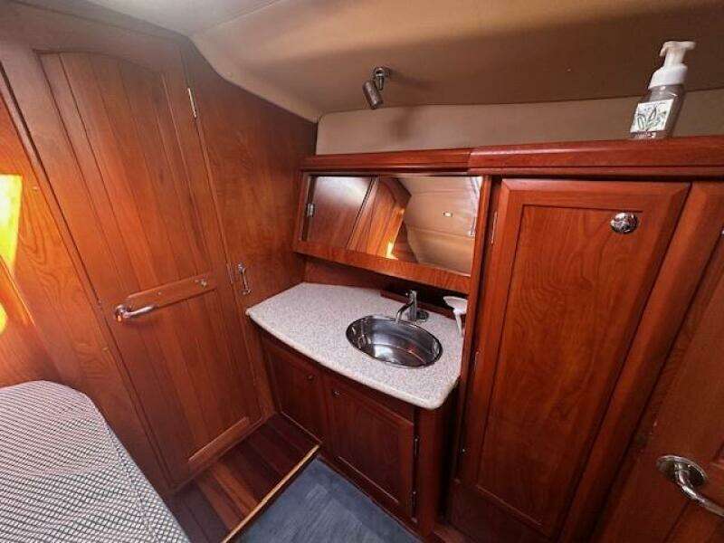 Just Sayin 45ft Hunter Yacht For Sale