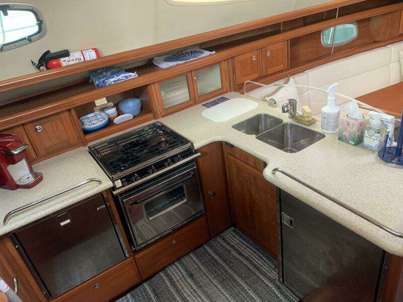 Just Sayin 45ft Hunter Yacht For Sale