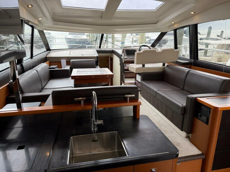 50' 2017 Prestige 500S