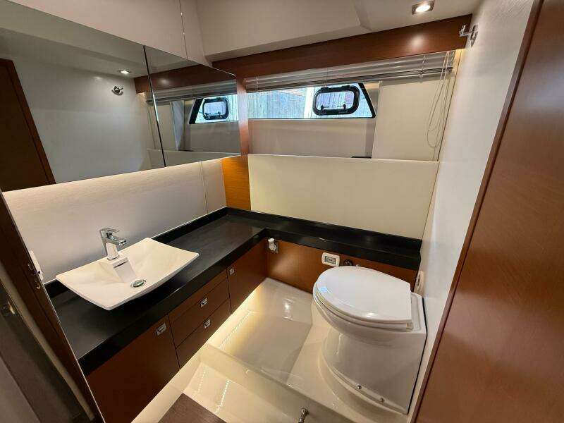 Top Nach 50ft Prestige Yacht For Sale