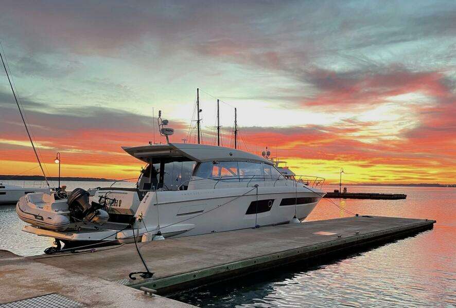 Top Nach 50ft Prestige Yacht For Sale