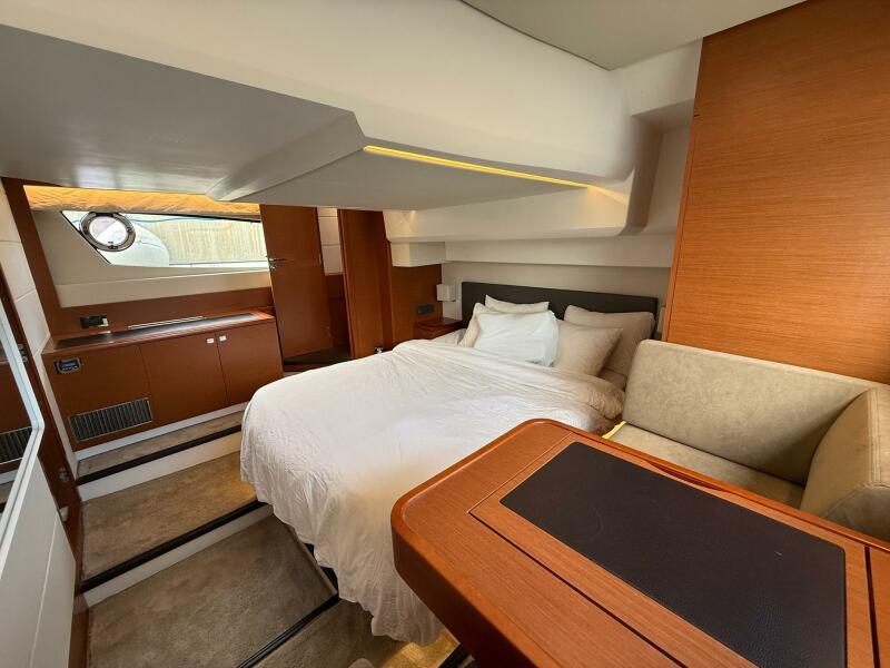 50' 2017 Prestige 500S