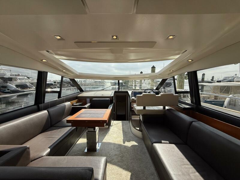 50' 2017 Prestige 500S