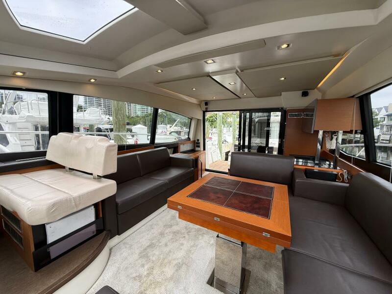 50' 2017 Prestige 500S