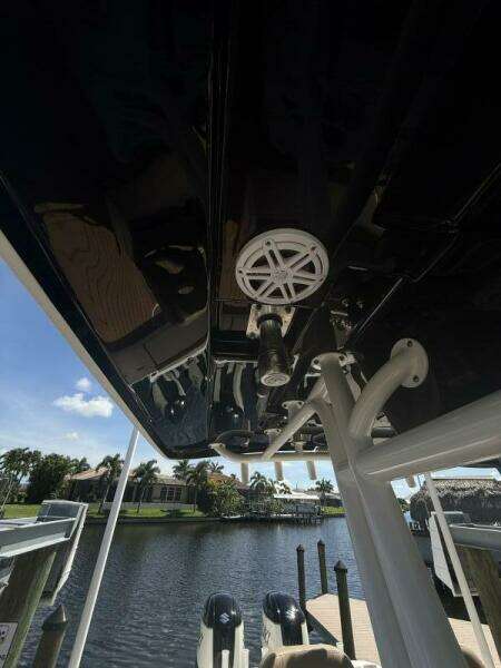 27ft Cape Horn Yacht For Sale