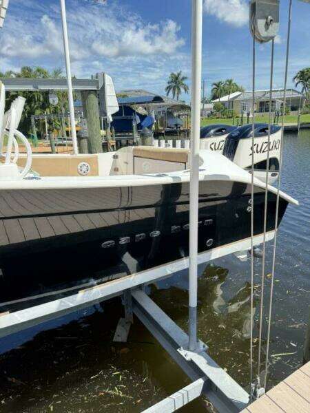 27ft Cape Horn Yacht For Sale