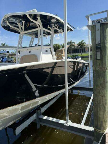 27ft Cape Horn Yacht For Sale