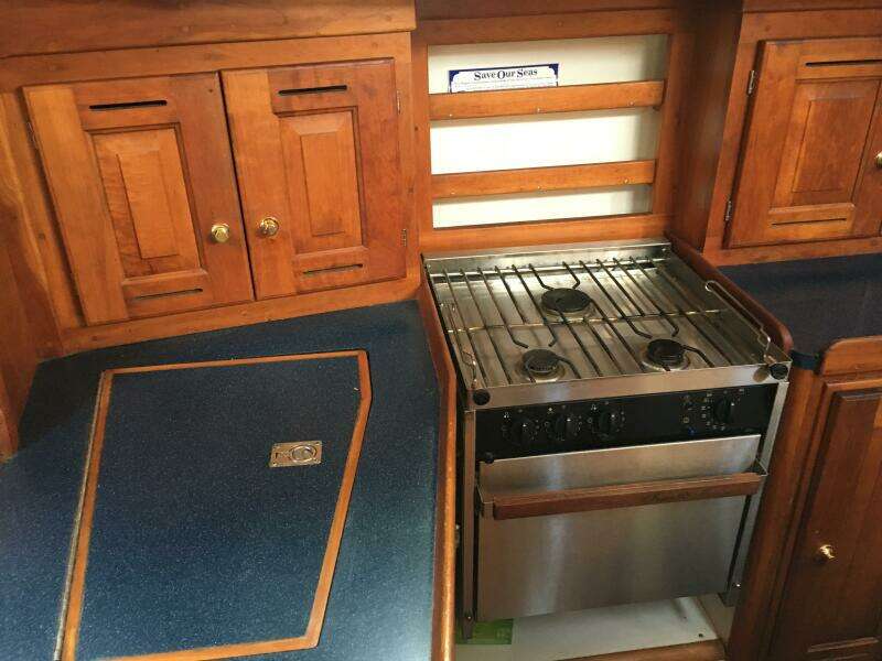 Thistle 37ft Tartan Yacht For Sale