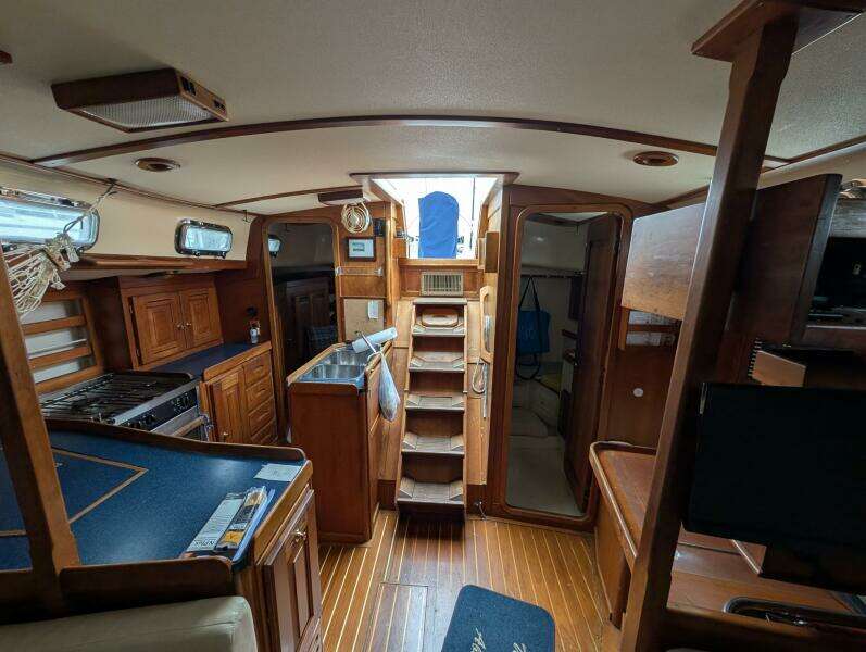Thistle 37ft Tartan Yacht For Sale