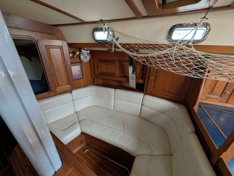 Thistle 37ft Tartan Yacht For Sale