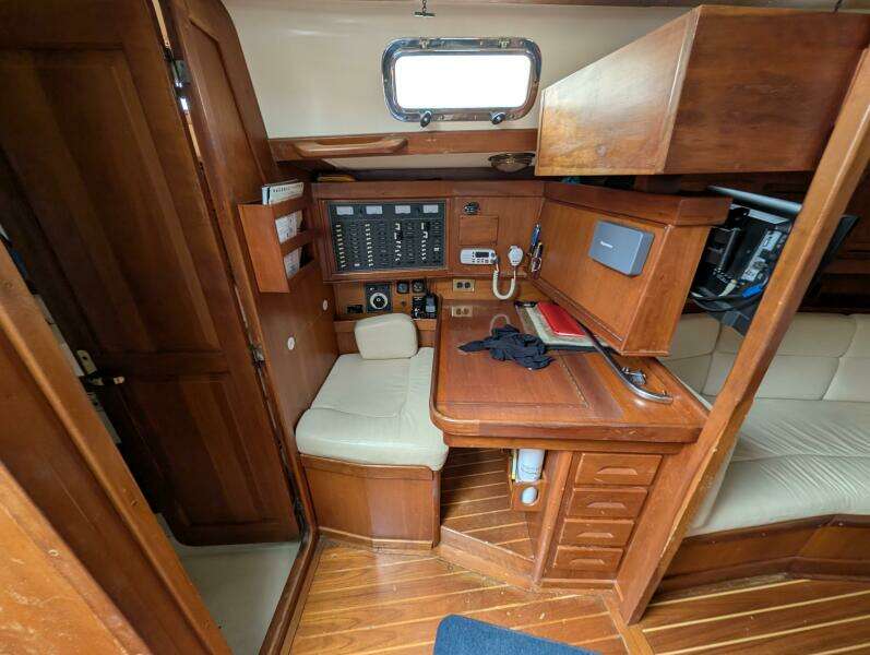 Thistle 37ft Tartan Yacht For Sale