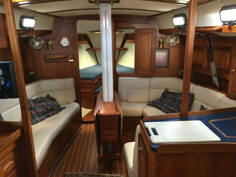 Thistle 37ft Tartan Yacht For Sale