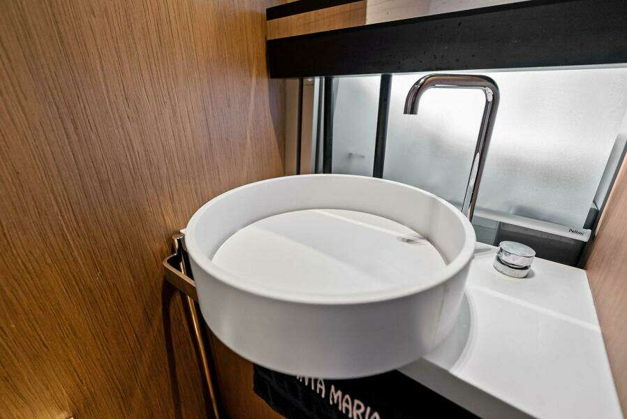 SANTA MARIA 72ft Ferretti Yachts Yacht For Sale