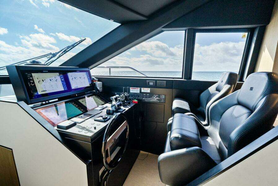 SANTA MARIA 72ft Ferretti Yachts Yacht For Sale