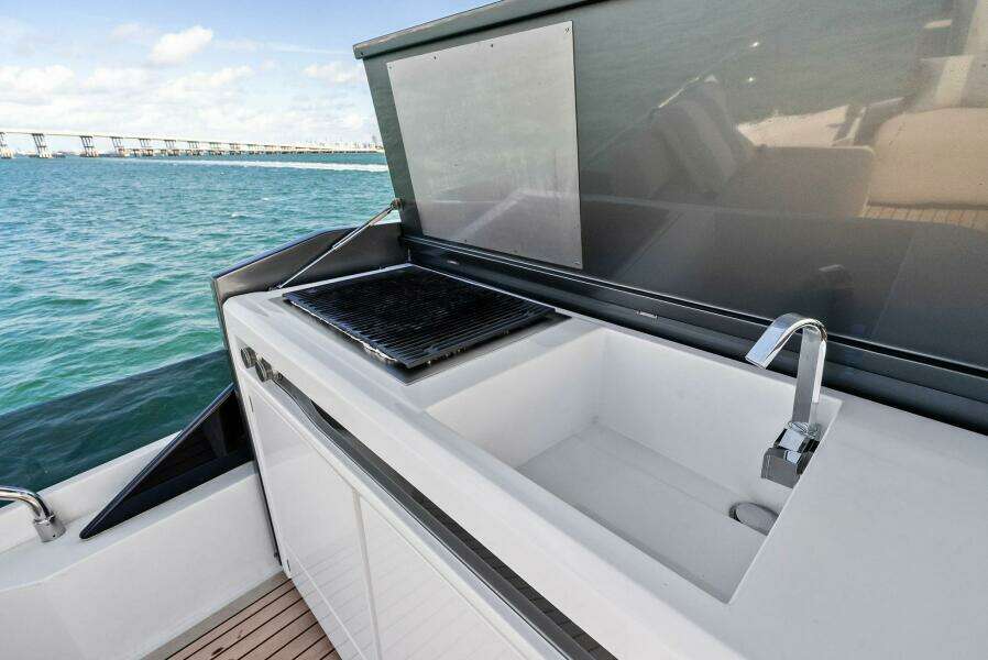 SANTA MARIA 72ft Ferretti Yachts Yacht For Sale