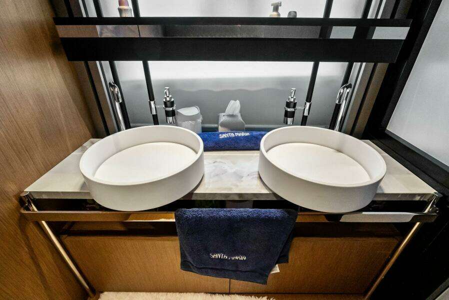 SANTA MARIA 72ft Ferretti Yachts Yacht For Sale