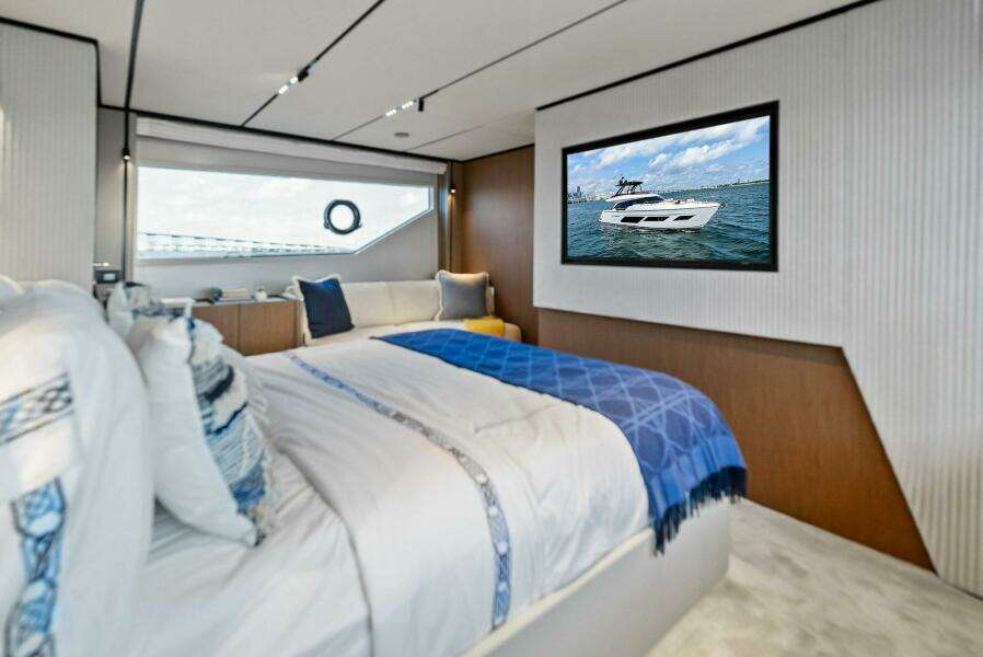 SANTA MARIA 72ft Ferretti Yachts Yacht For Sale