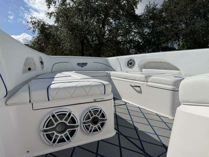 39ft Deep Impact Yacht For Sale