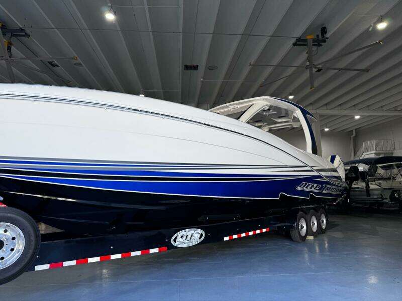 39ft Deep Impact Yacht For Sale