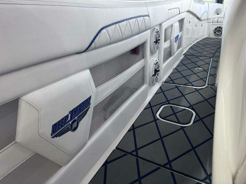 39ft Deep Impact Yacht For Sale