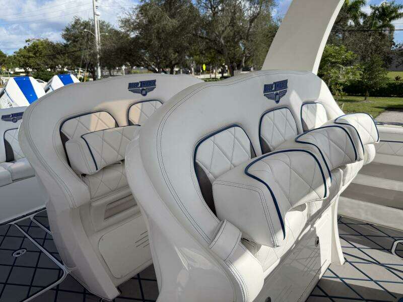 39ft Deep Impact Yacht For Sale
