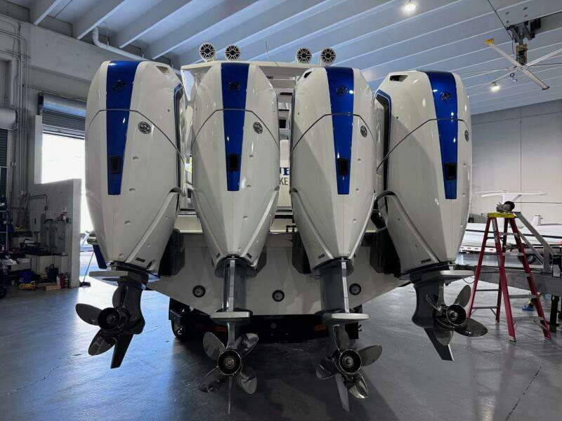 39ft Deep Impact Yacht For Sale