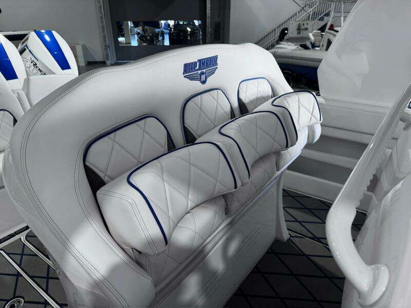 39ft Deep Impact Yacht For Sale