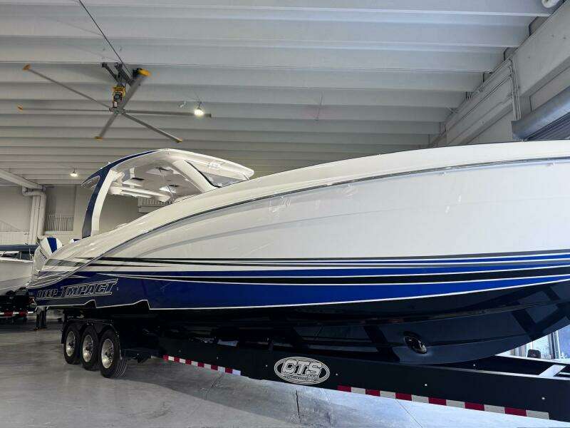 39ft Deep Impact Yacht For Sale