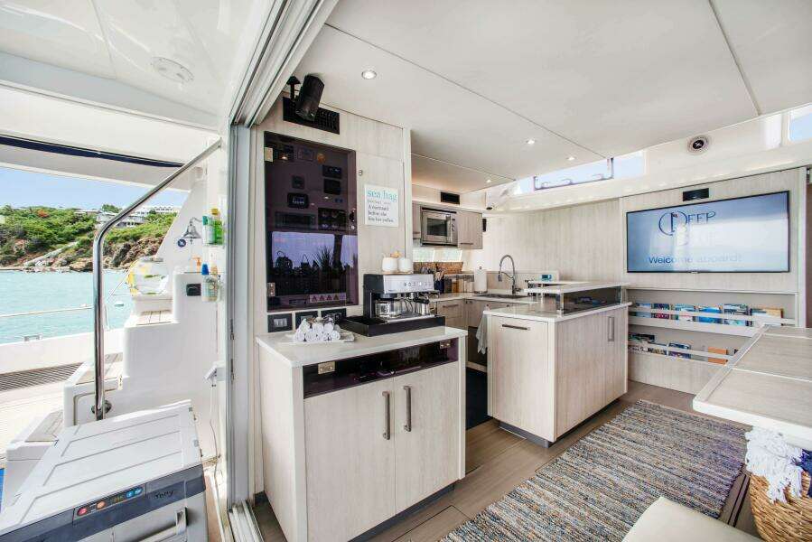 DEEP BLUE 58ft Leopard Yacht For Sale