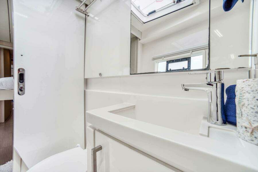 DEEP BLUE 58ft Leopard Yacht For Sale